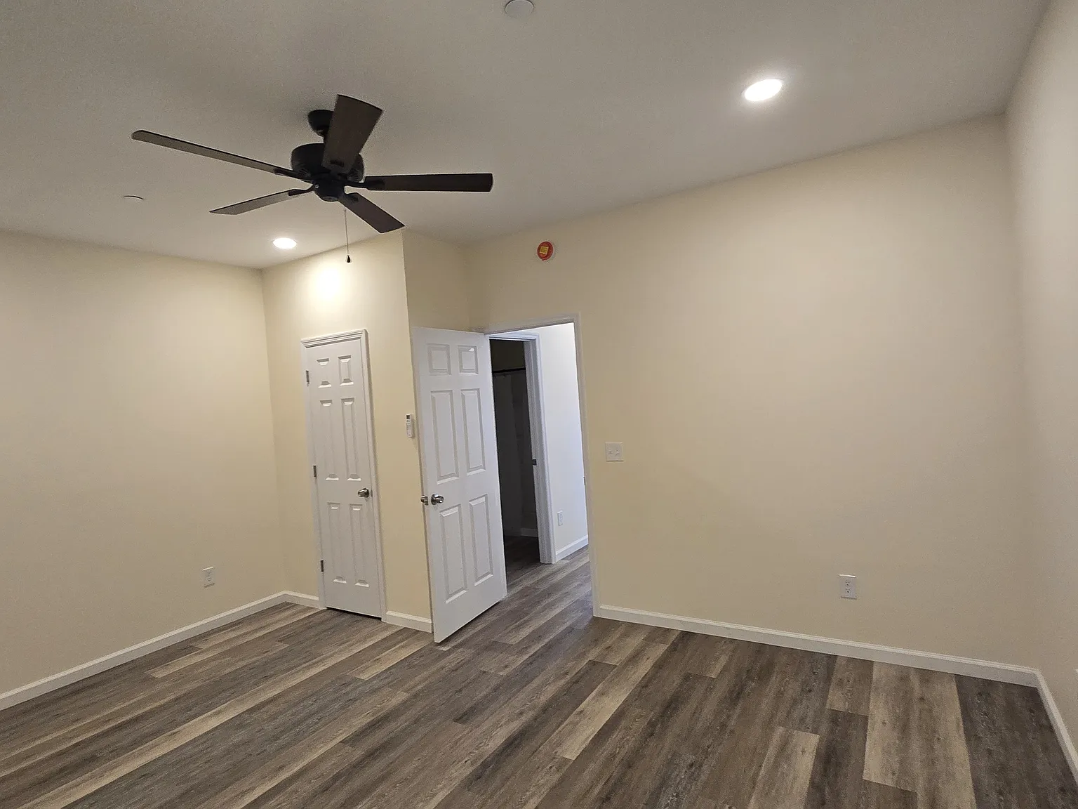 1 bed, 700 sqft, $1,650 — Photo 3