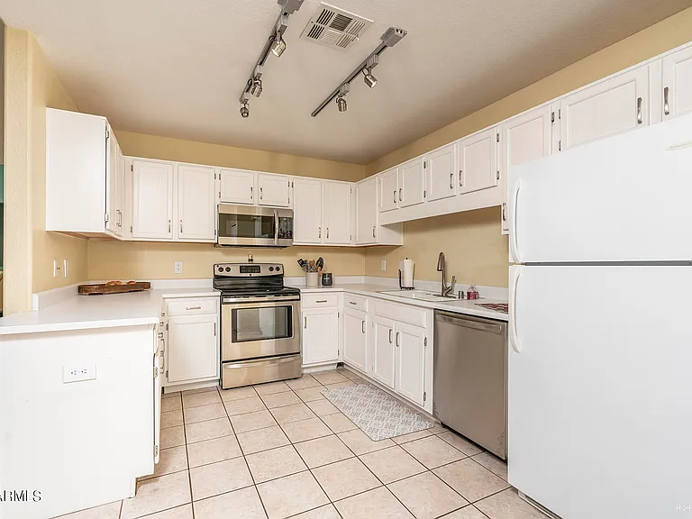 15050 N Thompson Peak Pkwy #1065 — Photo 5