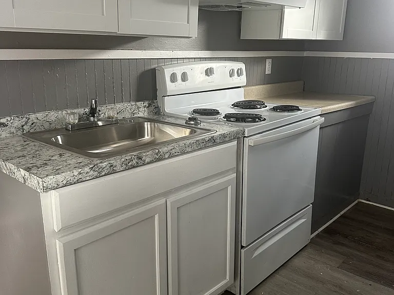 510 Highland St #2 — Photo 5