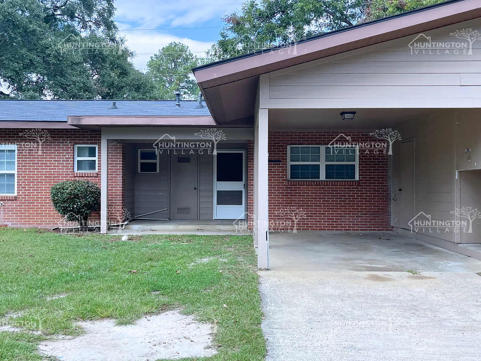 3 bed, 1080 sqft, $1,275 — Photo 1