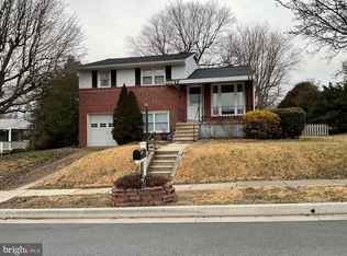 9102 Crosshill Rd, Parkville, MD 21234