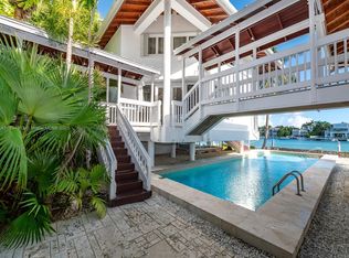 655 N Mashta Dr, Key Biscayne, FL 33149