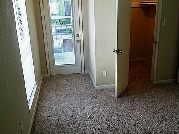 5th image of 10047 Westpark Dr APT 24
