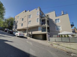 3022 SW Bradford St APT 204, Seattle, WA 98126