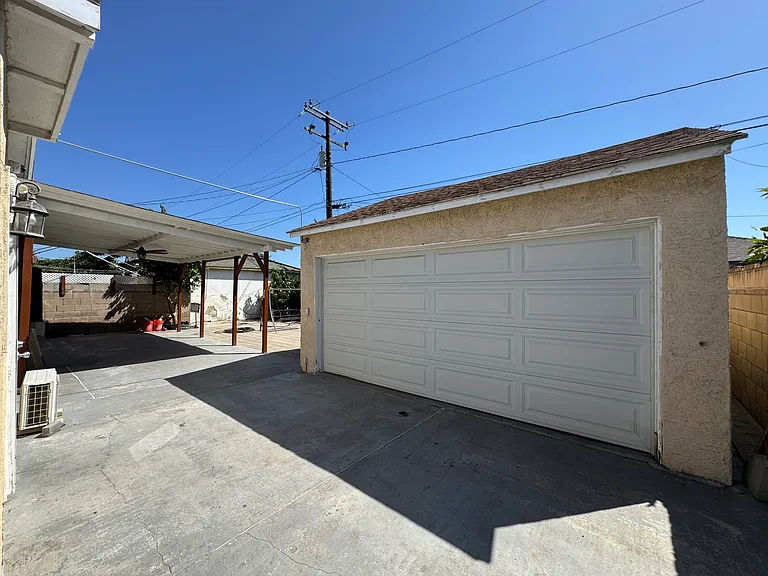 12128 Maryvine St — Photo 14