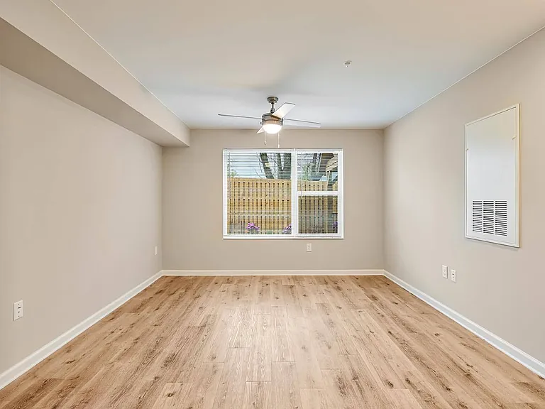 Hawkins Pointe — Photo 21