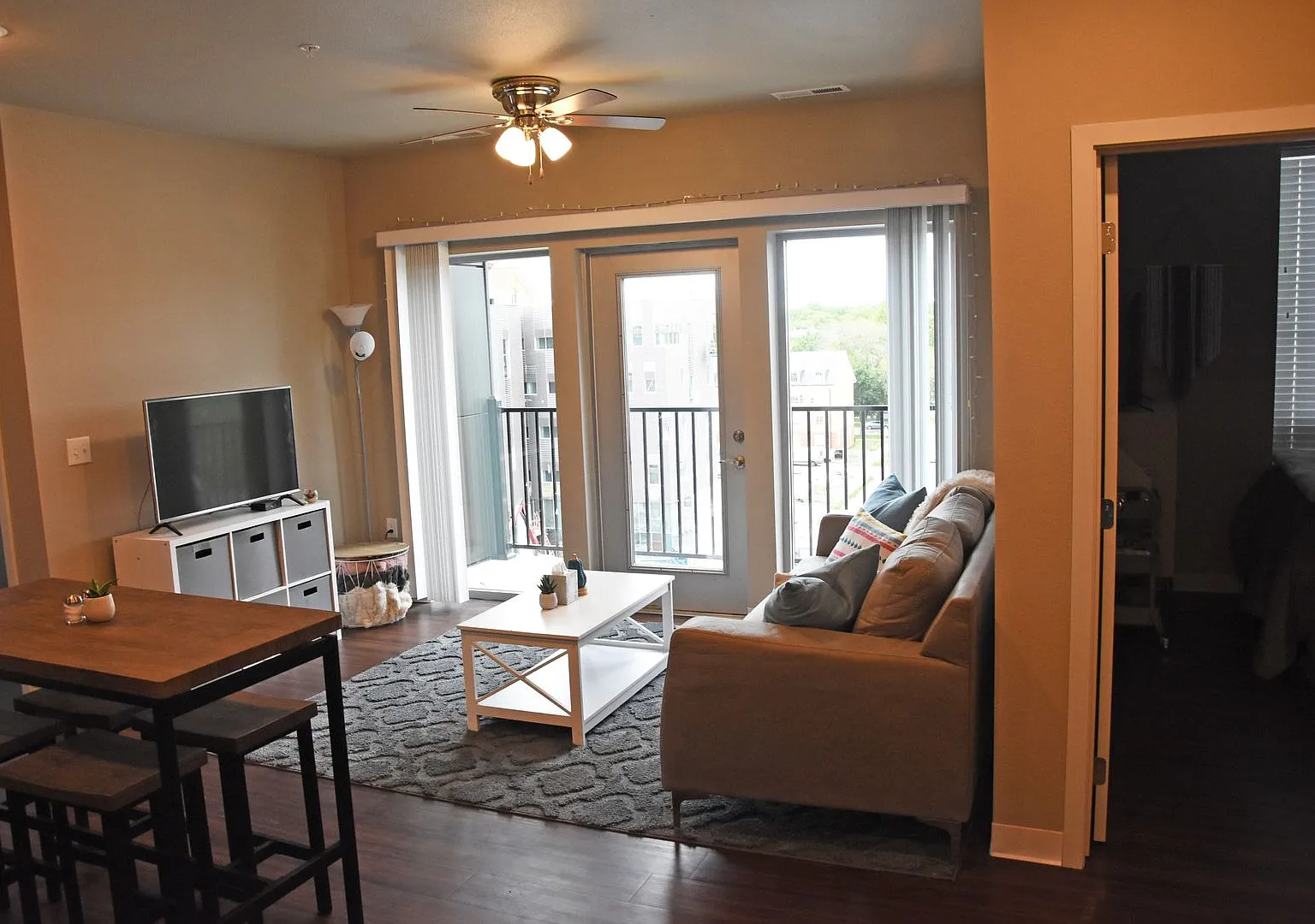 Augusta Place — Photo 1