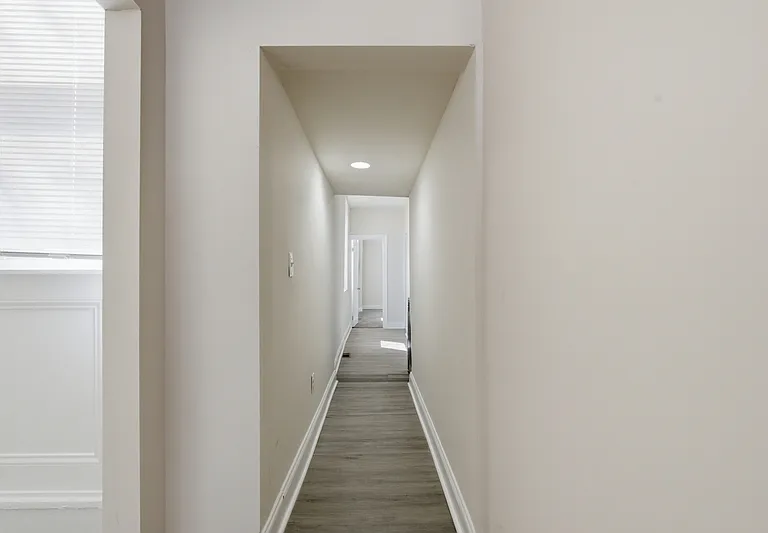 910 N Arlington Ave #1 — Photo 4