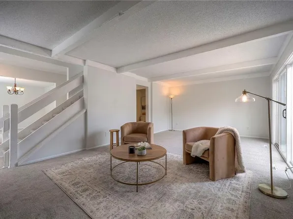 8109 Monrovia St, Lenexa, KS 66215
