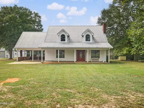 2134 Crenshaw Rd, Lucedale, MS 39452