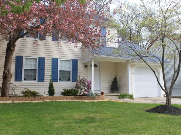 5 Fillmore Way, Sicklerville, NJ 08081