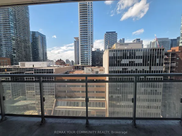 89 Dunfield Ave #1004, Toronto, ON M4S 0A4