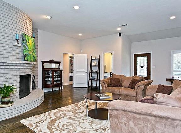 4th image of 9027 Drumcliffe Ln