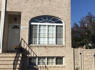 144 Camden Ave, Staten Island, NY 10309