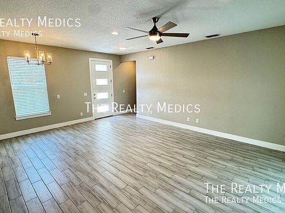 5th image of 239 Hibiscus Ln