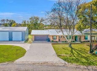 316 Lazy Cane Ranch Rd, Trinidad, TX 75163