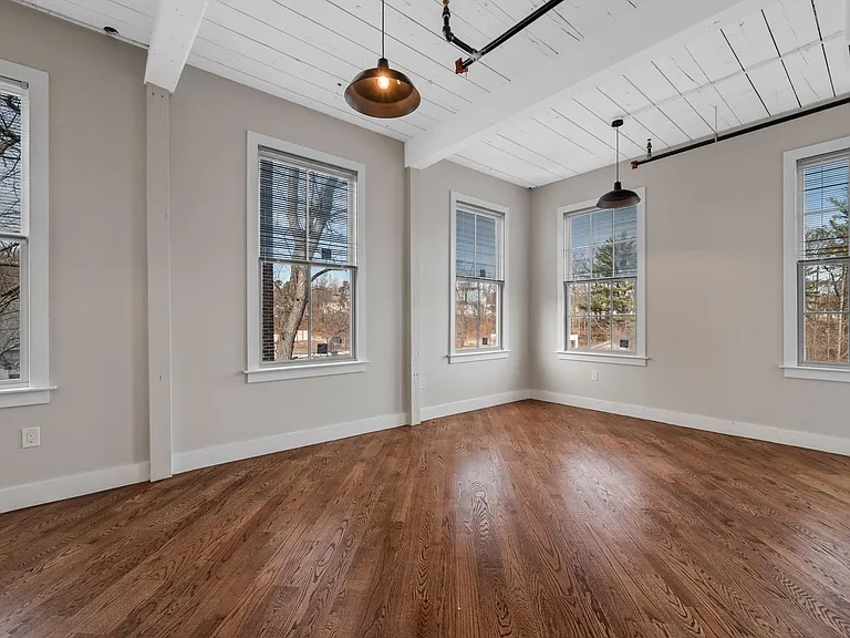 34 Tremaine St — Photo 22