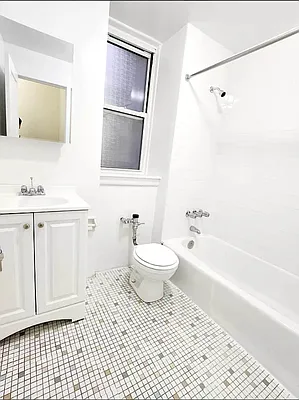 Rented by Living New York | media 13