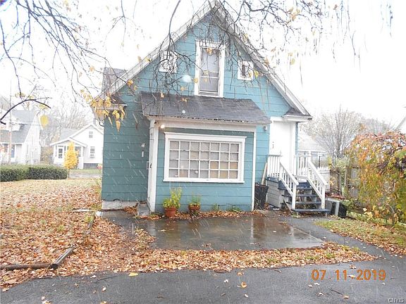 4th image of 147 Wadsworth St