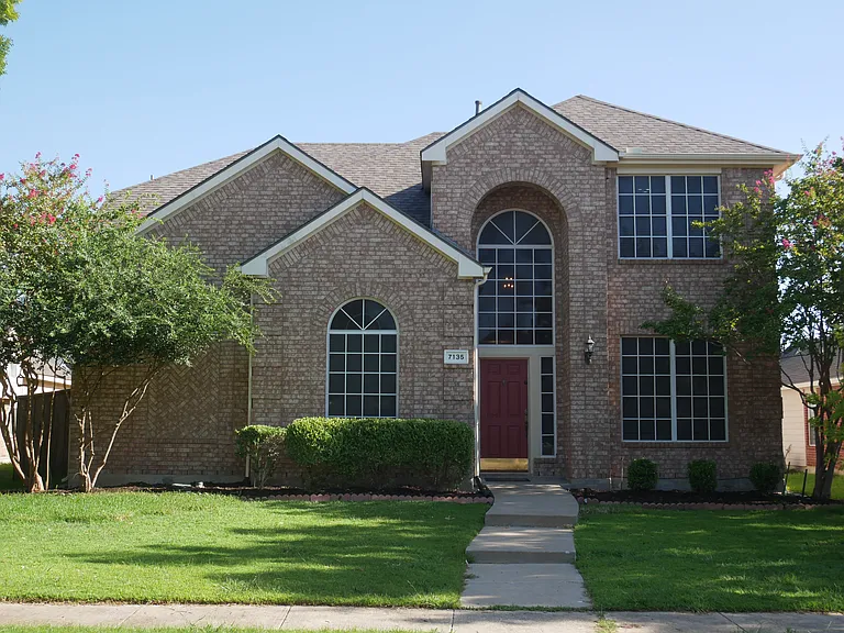 7135 Saint Augustine Dr — Photo 1