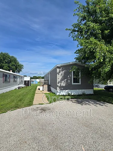 1901 1st St Photo 1