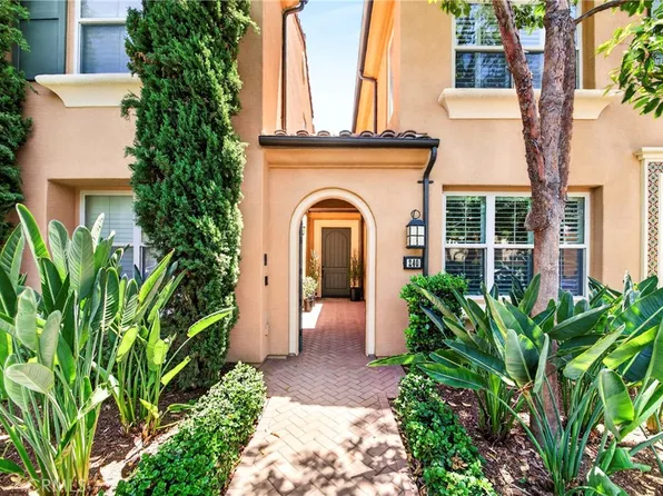 240 Mayfair, Irvine, CA 92620