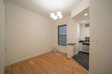 Rented by Jonathan Wachtel, LREB