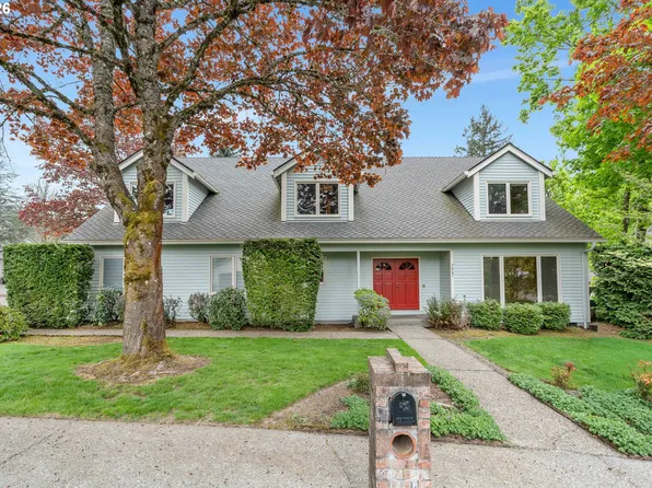 7061 SW Windemere Loop, Portland, OR 97225