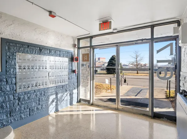 Riverview Apartments