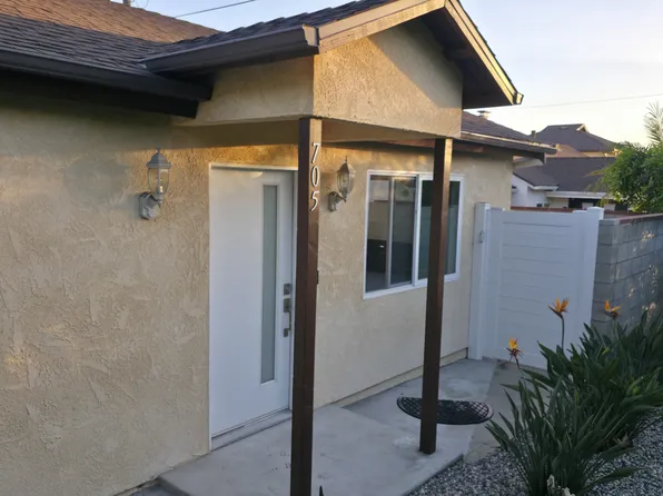 703 S Bel Aire Dr, Burbank, CA 91501