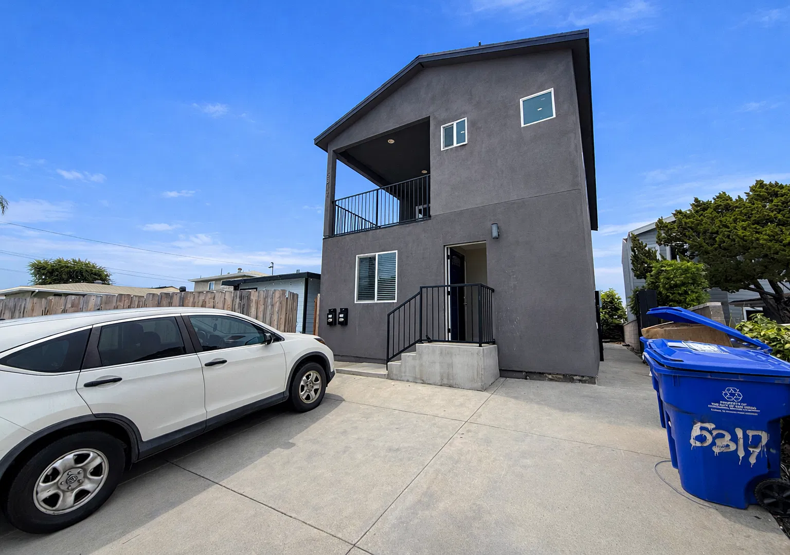 4 Bed/ 2 Bath with Balcony! — Photo 1