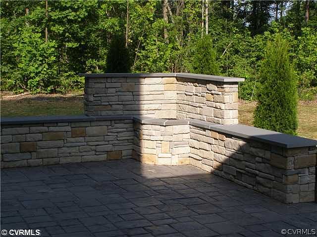 2nd image of 13151 Manor Gdn