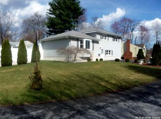 1 Cedar Ln, Saugerties, NY 12477