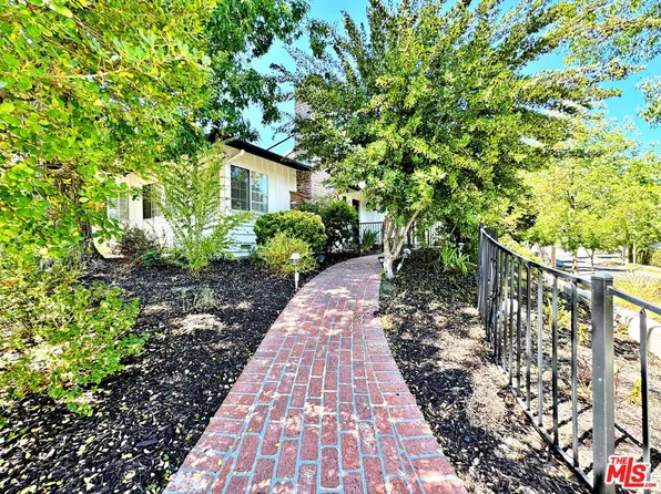 5857 Nevada Ave, Woodland Hills, CA 91367