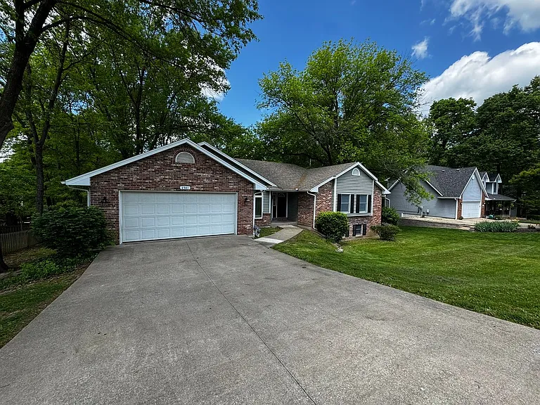 2301 Grant Ln — Photo 52