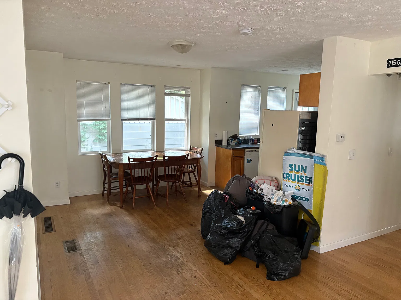 5 bed, 1480 sqft, $4,000 — Photo 4