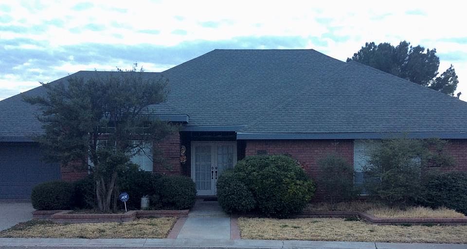 1st image of 3011 Woodridge Ln