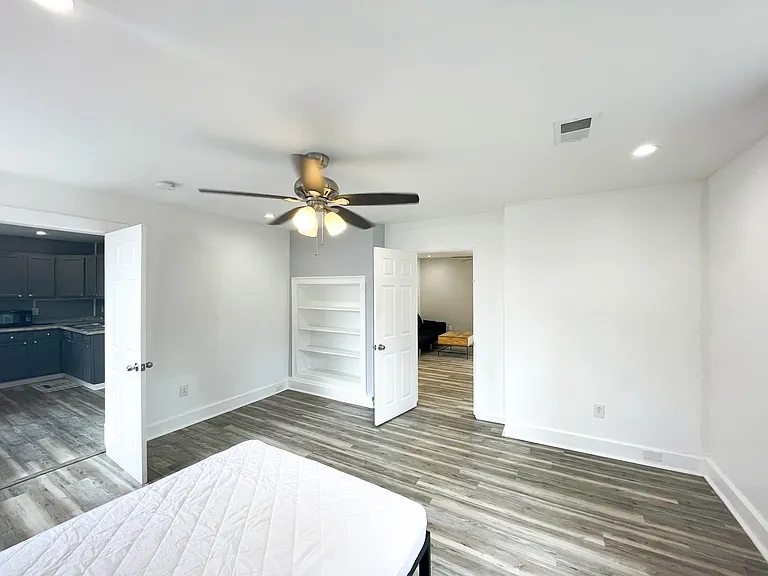 5850 Alderson St #1 — Photo 9