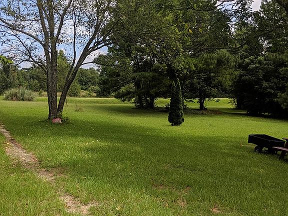 5th image of 490 Carole Dr