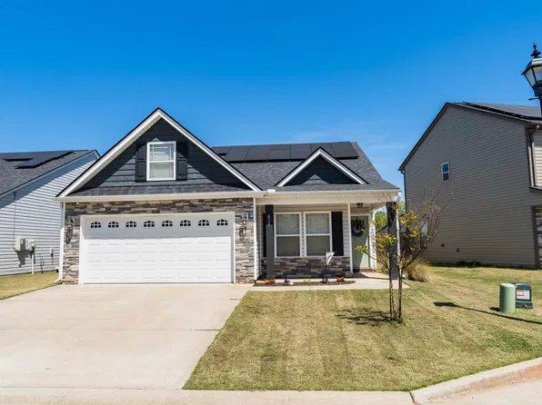 827 Highland View Rd, Boiling Springs, SC 29316