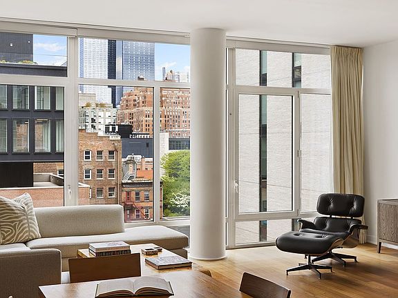 3rd image of 520 W 19th St APT 8A