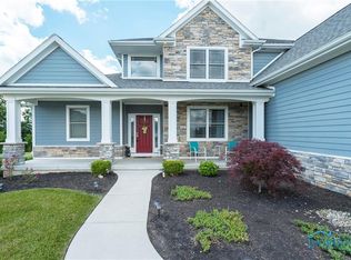 8736 Palermo Cir, Monclova, OH 43542