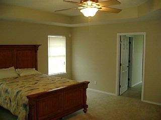 4th image of 5902 Lyndhurst Dr