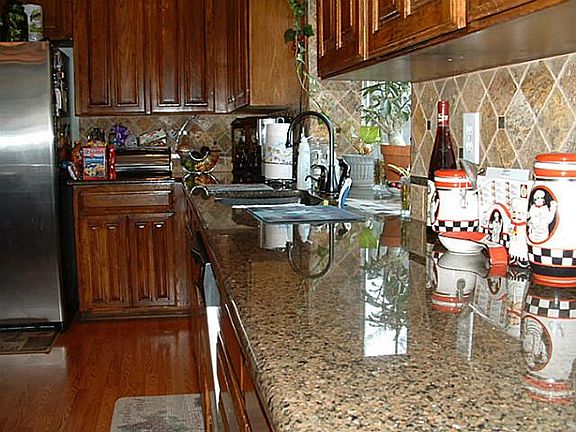 4th image of 3633 Stone Creek Ln