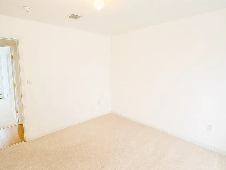 18 Penny Ln — Photo 15