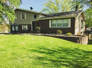 1116 James Dr, Imperial, MO 63052