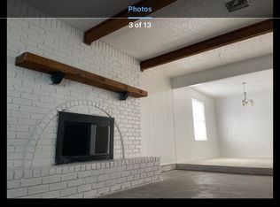 300 Cedarwood Ln, Hewitt, TX 76643