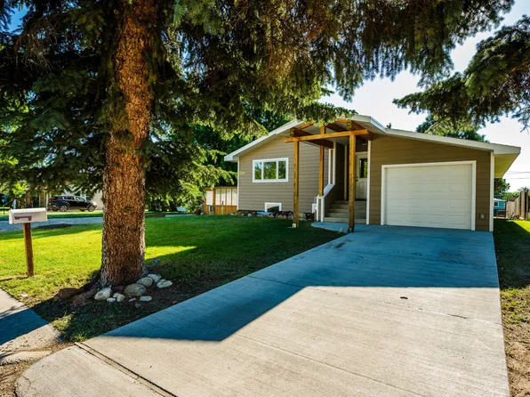 735 N Carrington Ave, Buffalo, WY 82834