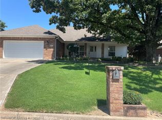 2801 Carrington Pointe Rd, Fort Smith, AR 72903