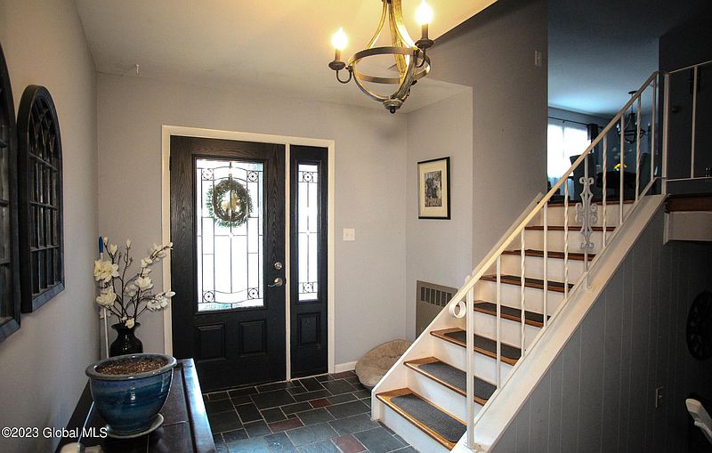 3rd image of 39 Kaatskill Way